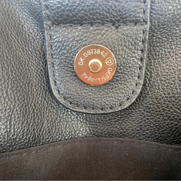 ALDO Large Capacity Black & Tan Tote Bag - Picture 6 of 8